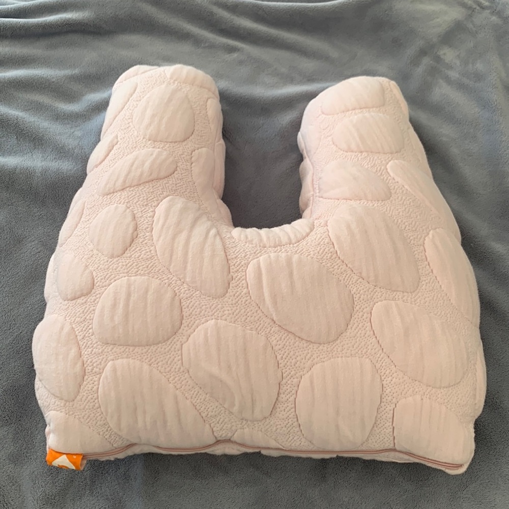 Nook Sleep - Niche Organic Nursing Pillow